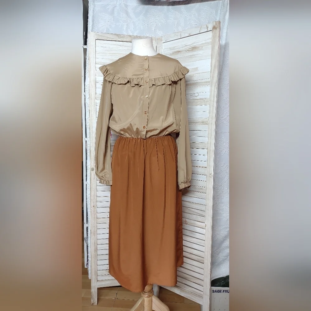 Vintage Dress lEegant Tan Skirt - Picture 4 of 13